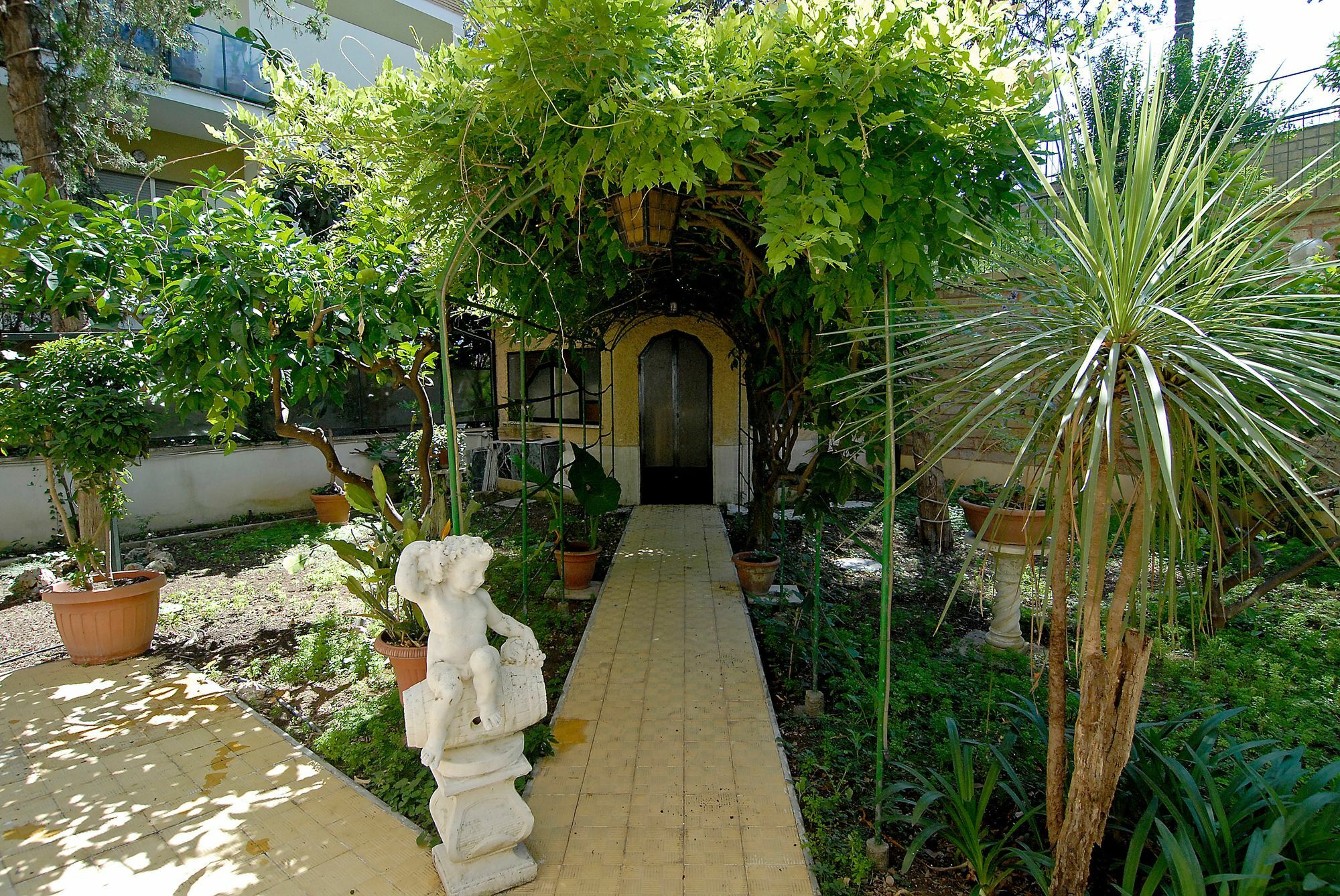 Frühstückspension Tiburtina Garden